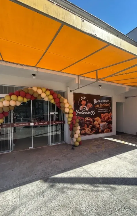 Fachada da Padoca da Ka na R. São Firmino, 555